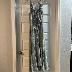 Beautiful floral CAbi maxi dress. Size 6